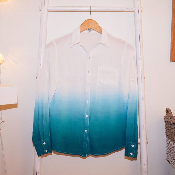 Ya Los Angeles Turquoise White Dip Dyed Blouse - Picture 2 of 2